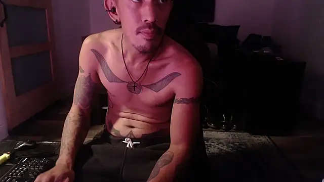 Snapshot of inc25cb@xh chatting on 12-01-25, 08:41 inc25cbxh online show from 12-01-25, 08:41