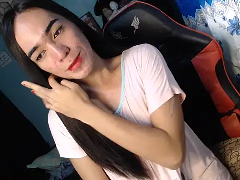 Snapshot of sexysassymirax chatting on 02-05-26, 05:23 sexysassymirax online show from 02-05-26, 05:23