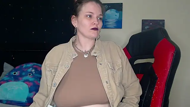 ToxicLilly online show from 01-03-25, 12:30