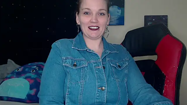 ToxicLilly online show from 01-06-25, 11:51