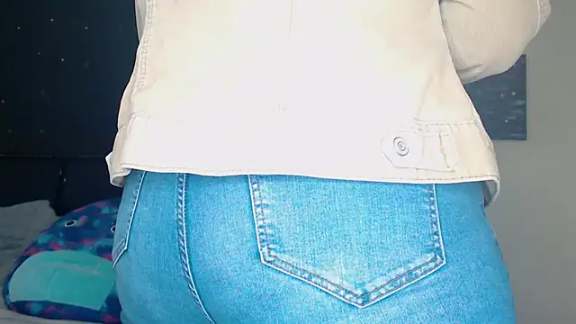 ToxicLilly online show from 01-10-25, 11:22