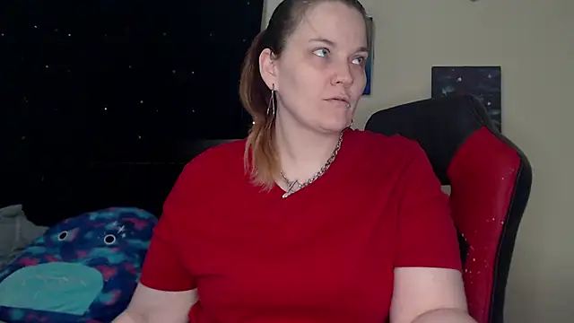 ToxicLilly online show from 01-26-25, 08:36