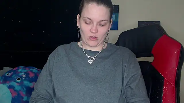 ToxicLilly online show from 02-01-25, 09:11