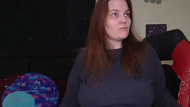 ToxicLilly online show from 10-17-25, 06:27