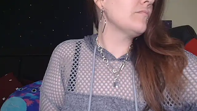 ToxicLilly online show from 11-21-25, 10:36