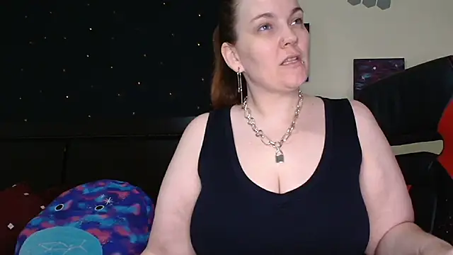 ToxicLilly online show from 12-16-25, 08:30