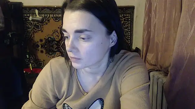 Snapshot of AlisaLaDiva chatting on 01-28-25, 10:01 AlisaLaDiva online show from 01-28-25, 10:01