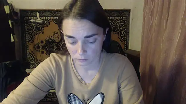 Snapshot of AlisaLaDiva chatting on 10-04-25, 08:07 AlisaLaDiva online show from 10-04-25, 08:07