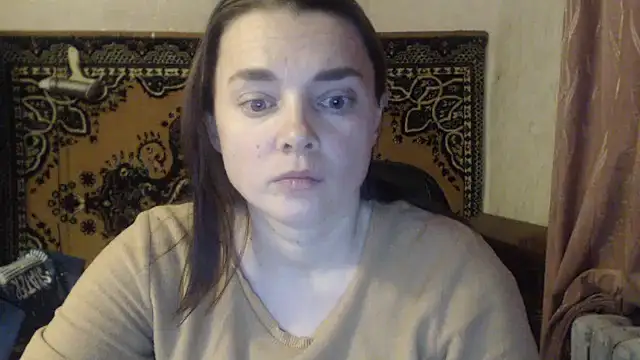 Snapshot of AlisaLaDiva chatting on 12-18-25, 08:59 AlisaLaDiva online show from 12-18-25, 08:59