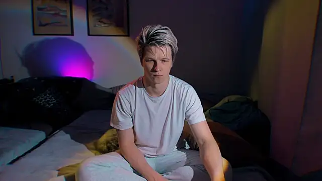 Breston Sweet online show from 09-15-25, 06:08