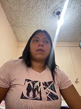 Leylafourniert online show from 12-19-24, 07:40