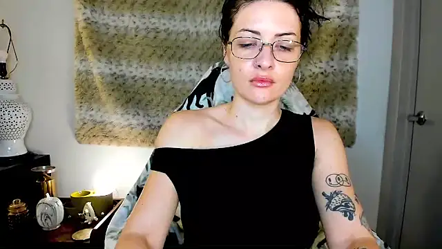 MelroseStrip online show from 09-21-25, 07:48