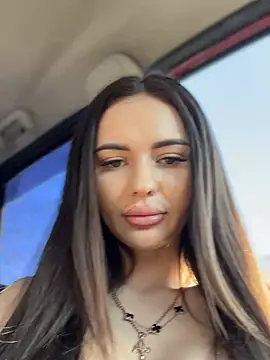 Snapshot of PrincessaHill_ chatting on 01-15-25, 08:41 PrincessaHill online show from 01-15-25, 08:41