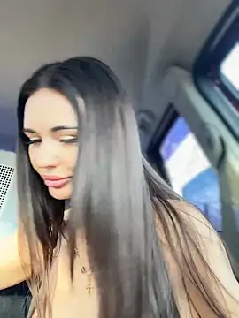 Snapshot of PrincessaHill_ chatting on 01-15-25, 11:43 PrincessaHill online show from 01-15-25, 11:43