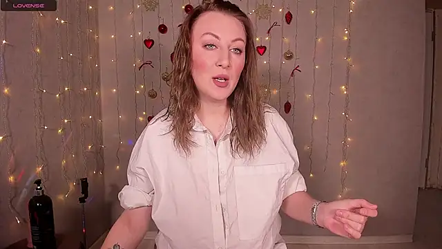 Snapshot of Mira_Xo_ chatting on 12-07-24, 05:48 Mira Xo online show from 12-07-24, 05:48