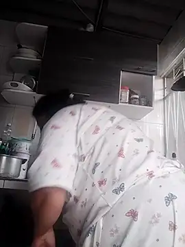 Keyla01  online show from 10-18-25, 03:46