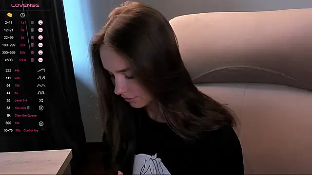 Snapshot of AliceOrlova chatting on 09-23-25, 12:08 AliceOrlova online show from 09-23-25, 12:08