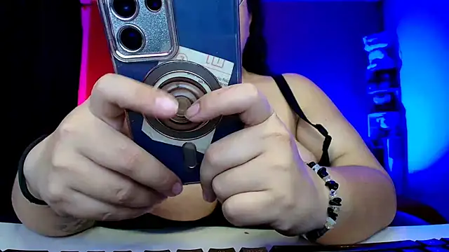 lulubigtitts1 online show from 09-13-25, 12:32