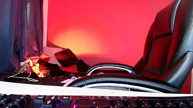 lulubigtitts1 online show from 04-08-26, 03:12