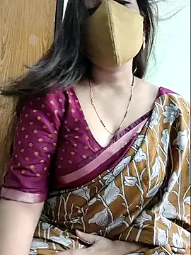 Snapshot of yoursana- chatting on 07-19-26, 05:00 yoursana- online show from 07-19-26, 05:00