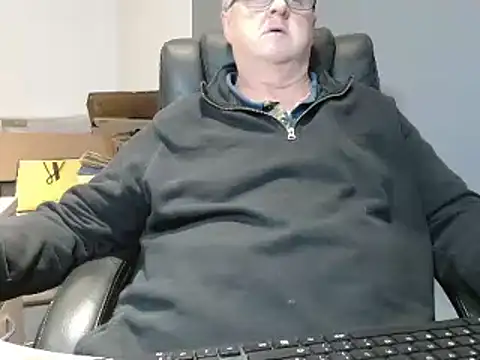 bigbadjon69 online show from 12-23-24, 02:39