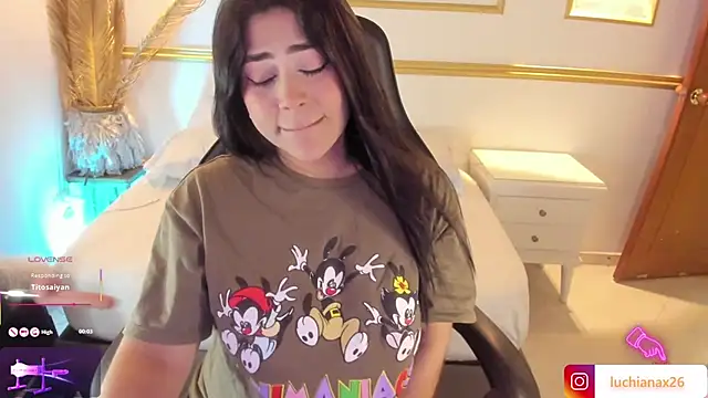 lucy26  online show from 01-25-25, 05:18