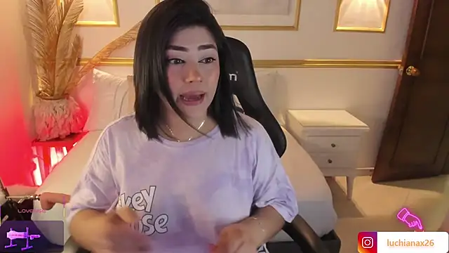 lucy26  online show from 02-13-25, 02:23