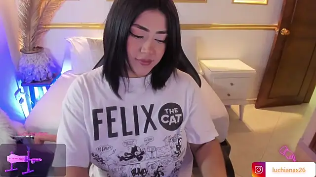 lucy26  online show from 03-04-25, 02:06