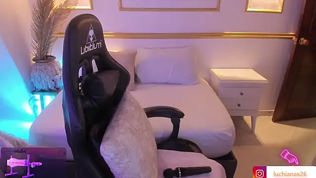 lucy26  online show from 03-06-25, 02:30