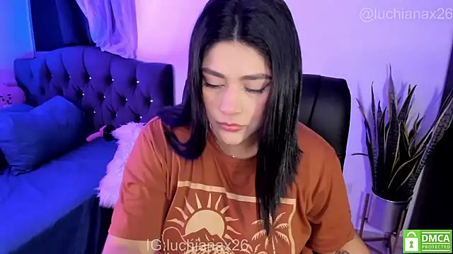 lucy26  online show from 04-21-26, 03:13