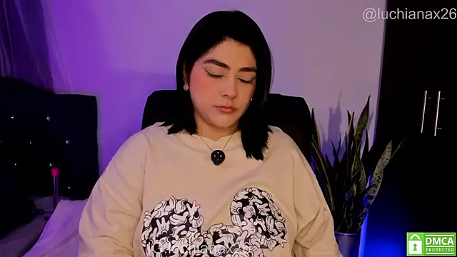 lucy26  online show from 06-03-26, 02:14