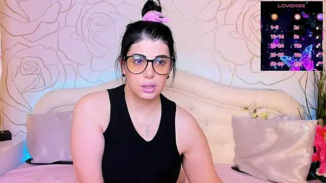 Snapshot of Elizabettalee chatting on 02-07-25, 03:30 Elizabettalee online show from 02-07-25, 03:30