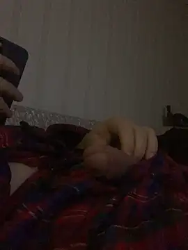 Snapshot of GHsveter chatting on 12-28-24, 11:52 GHsveter online show from 12-28-24, 11:52