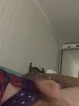 Snapshot of GHsveter chatting on 01-27-25, 12:01 GHsveter online show from 01-27-25, 12:01