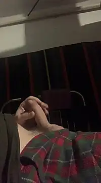 Snapshot of GHsveter chatting on 02-19-25, 03:38 GHsveter online show from 02-19-25, 03:38