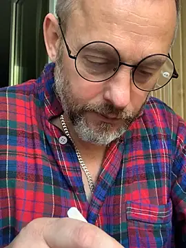 Snapshot of GHsveter chatting on 09-23-25, 10:18 GHsveter online show from 09-23-25, 10:18