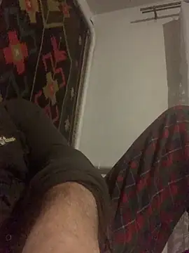 Snapshot of GHsveter chatting on 10-25-25, 04:46 GHsveter online show from 10-25-25, 04:46