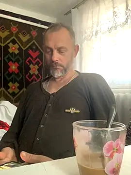 Snapshot of GHsveter chatting on 10-27-25, 09:46 GHsveter online show from 10-27-25, 09:46