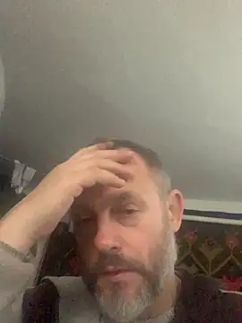 Snapshot of GHsveter chatting on 11-08-25, 09:09 GHsveter online show from 11-08-25, 09:09