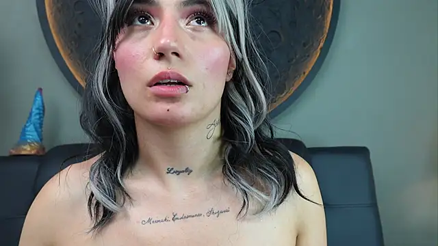 miss sharlotte18 online show from 10-30-25, 05:57