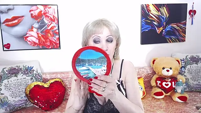 Snapshot of sexualxcharm chatting on 02-04-25, 01:38 sexualxcharm online show from 02-04-25, 01:38