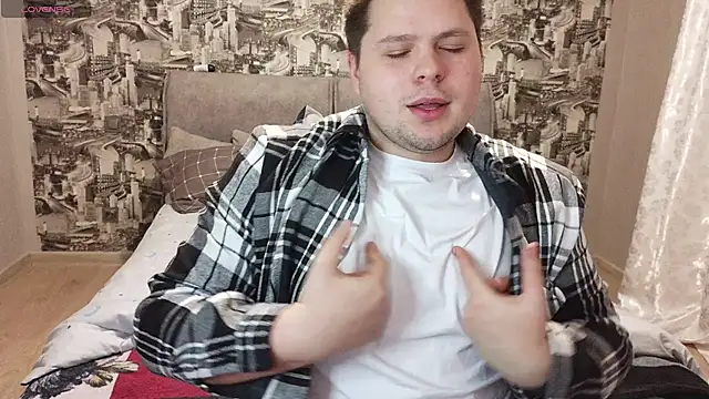 Snapshot of Volshebnik130_ chatting on 01-12-26, 08:25 Volshebnik130 online show from 01-12-26, 08:25