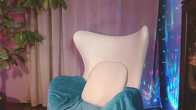 julia renard online show from 09-28-25, 11:48