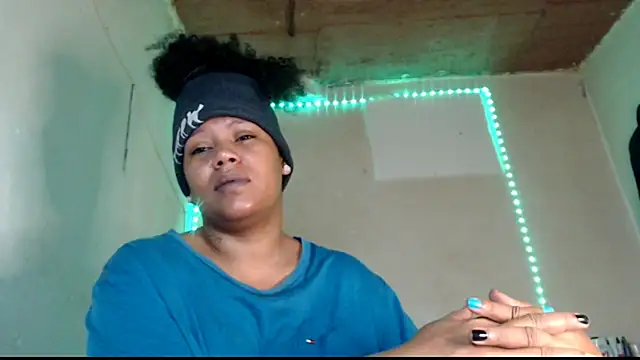 Snapshot of cherry_cleou chatting on 07-09-26, 12:31 cherry cleou online show from 07-09-26, 12:31