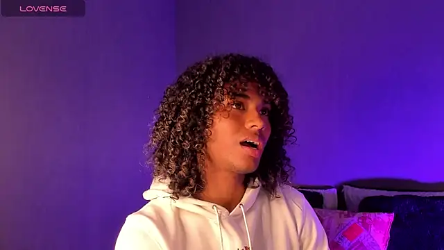 Snapshot of Lucas_eevans chatting on 01-16-25, 03:35 Lucas eevans online show from 01-16-25, 03:35