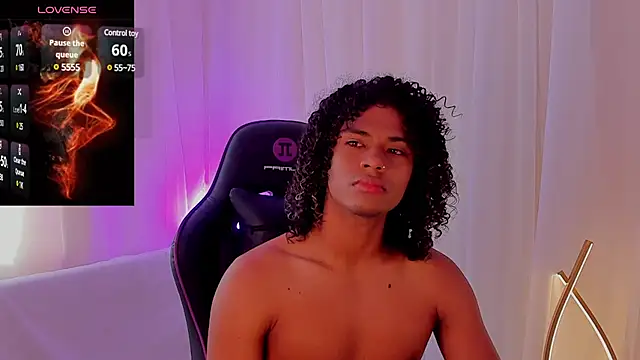 Snapshot of Lucas_eevans chatting on 01-24-25, 04:39 Lucas eevans online show from 01-24-25, 04:39