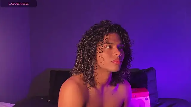 Snapshot of Lucas_eevans chatting on 02-04-25, 05:01 Lucas eevans online show from 02-04-25, 05:01