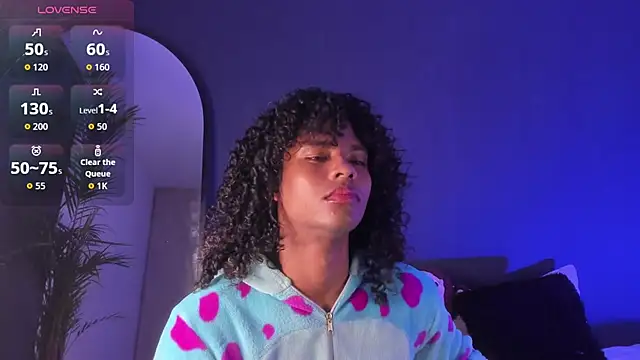 Snapshot of Lucas_eevans chatting on 10-06-25, 12:35 Lucas eevans online show from 10-06-25, 12:35