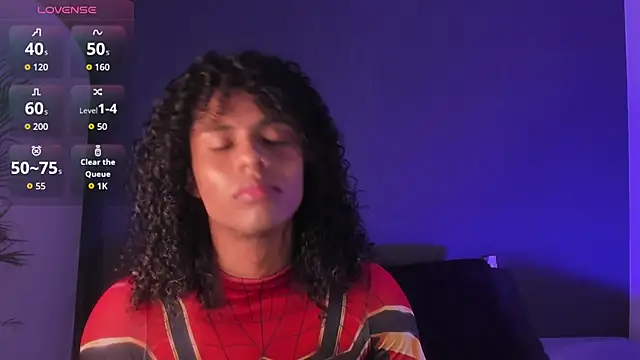 Snapshot of Lucas_eevans chatting on 10-08-25, 01:53 Lucas eevans online show from 10-08-25, 01:53