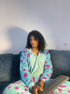 Snapshot of Lucas_eevans chatting on 11-25-25, 12:49 Lucas eevans online show from 11-25-25, 12:49